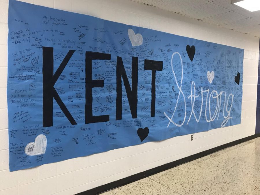 Students show support for Officer Kent and Family